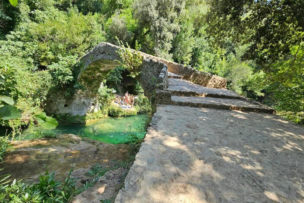Вілла Mazet Saint-Cezaire-sur-Siagne Екстер'єр фото